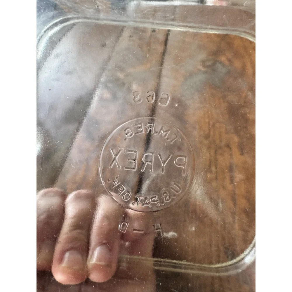 Vintage PYREX Clear Rerigerator Dish Box With Lid #663